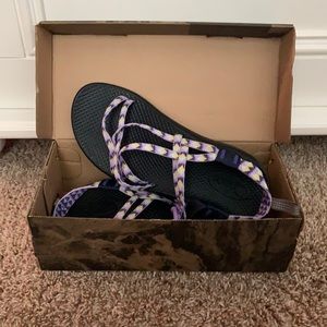 brand new kids chacos!